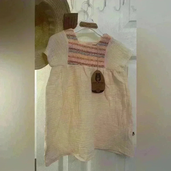 NWT - 2pc Rabbit + Bear Hat & Dress - Size 2T - Picture 4 of 4